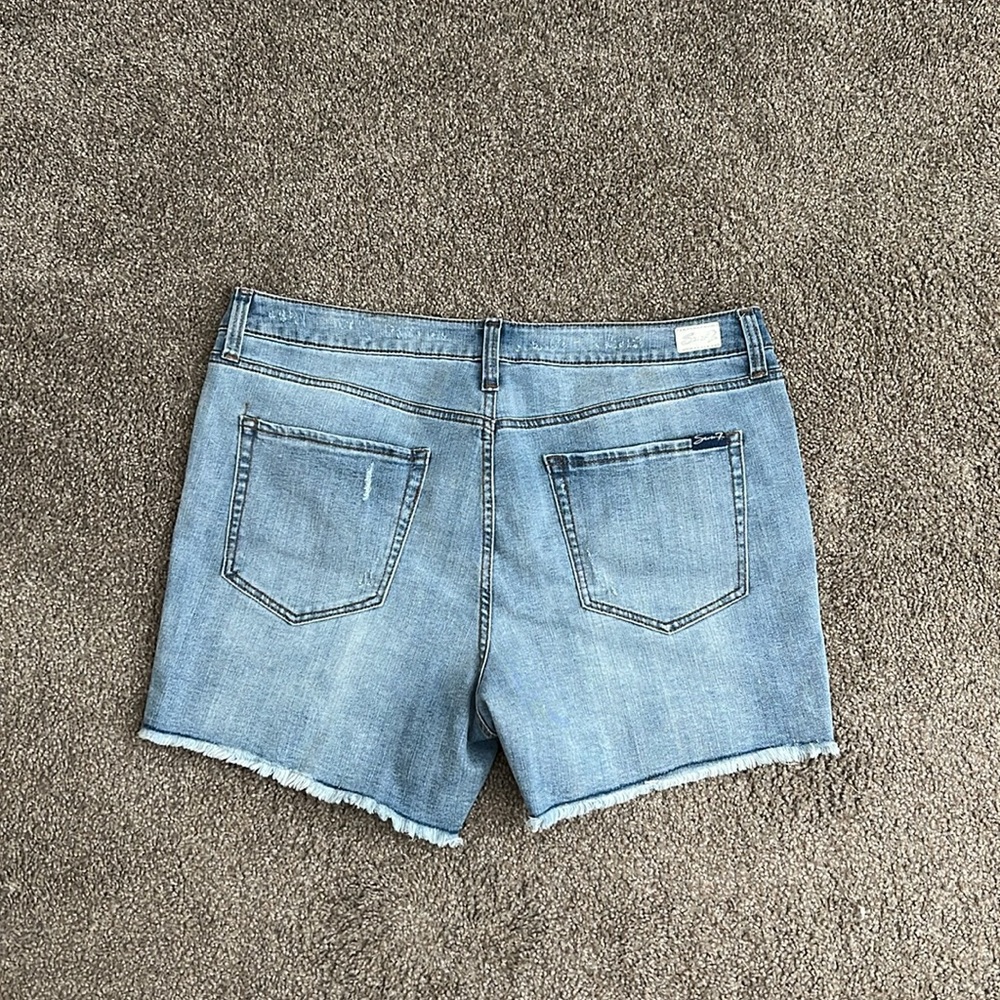 Seven7 Weekend Short - Picture 2 of 2